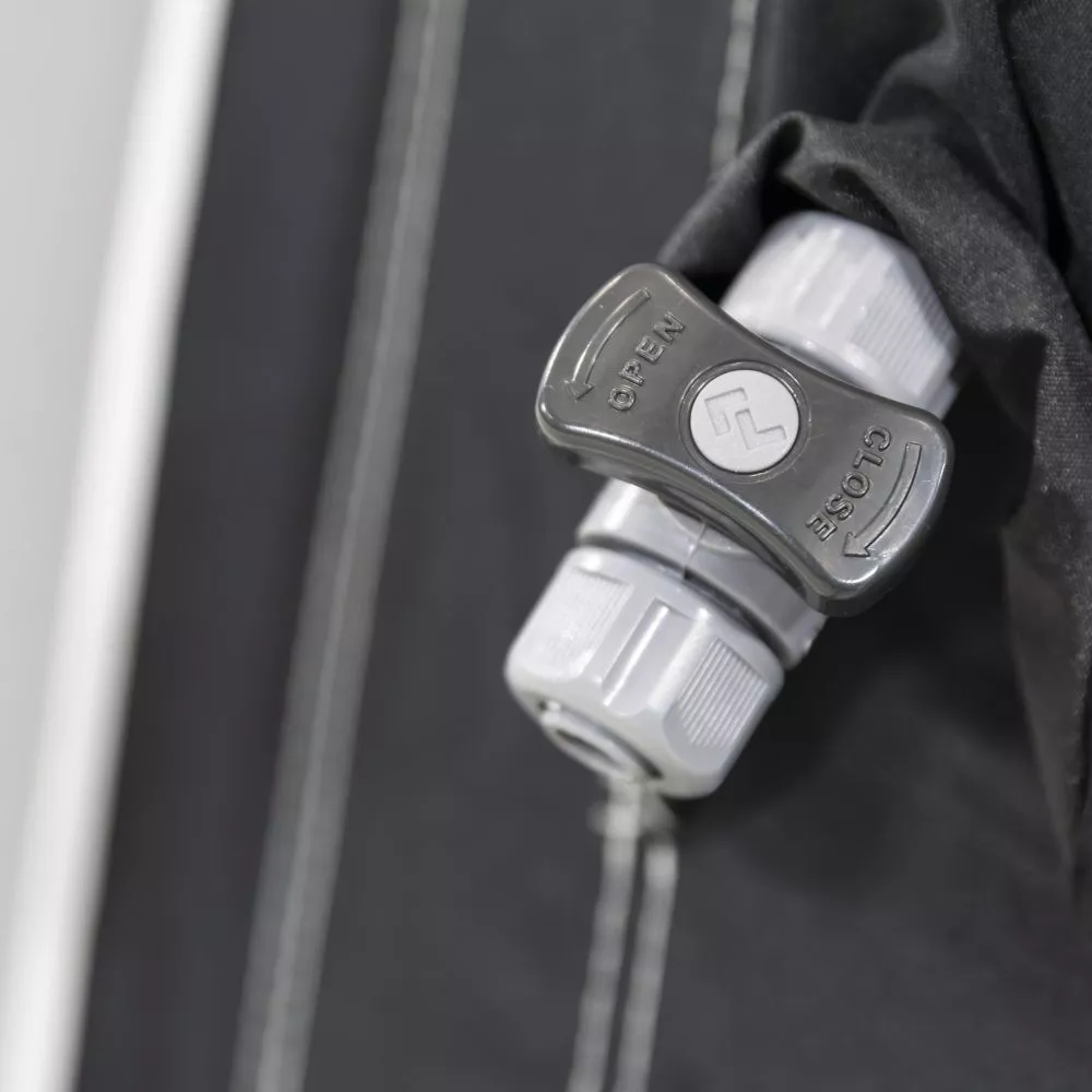 Aufblasbares Vorzelt Dometic Rally Air All-Season 260 S 4 Aufblasbares Vorzelt Dometic Rally Air All-Season 260 S – Bild 4